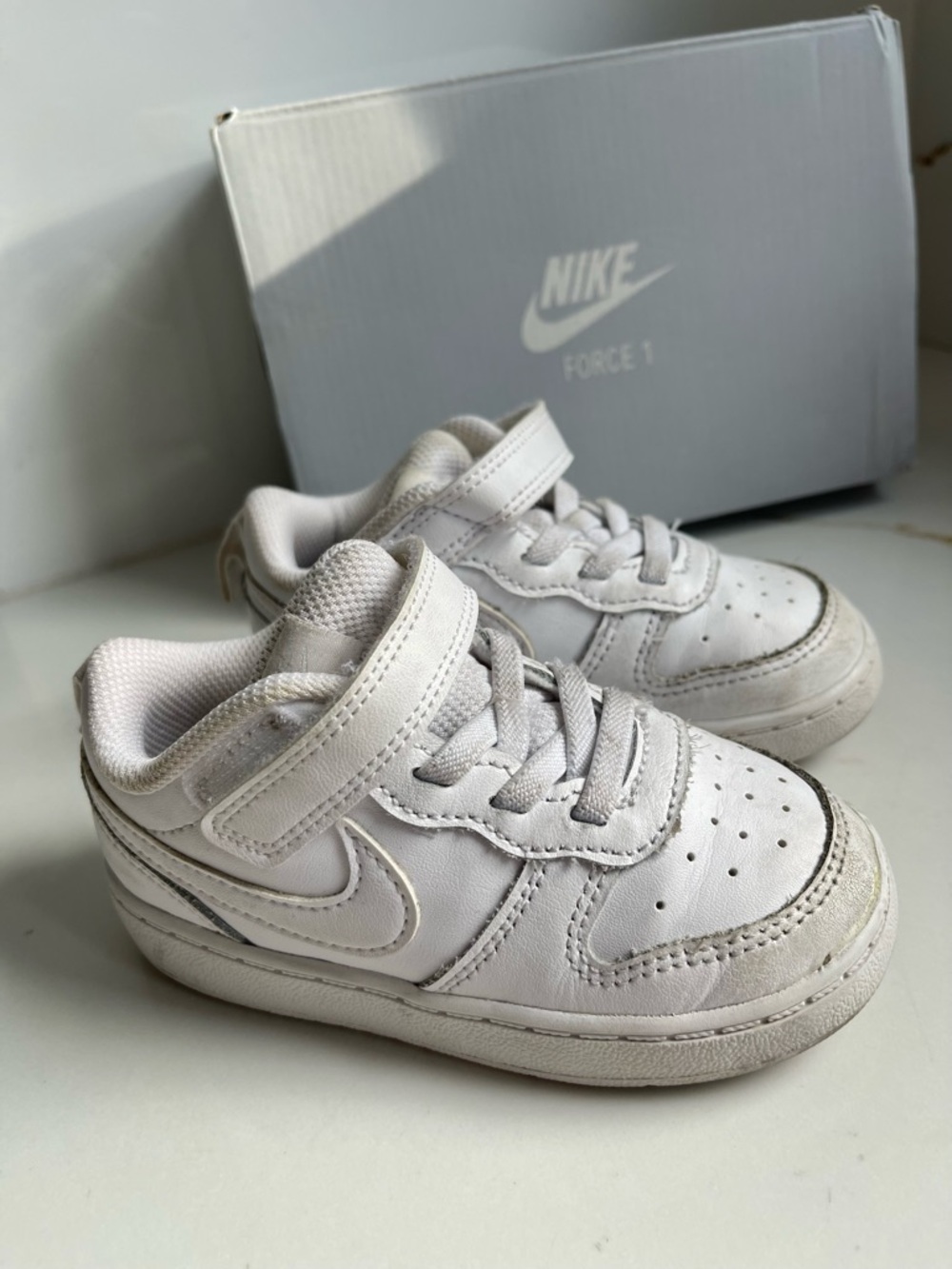 Nike Court Borough Low 2 sneakers